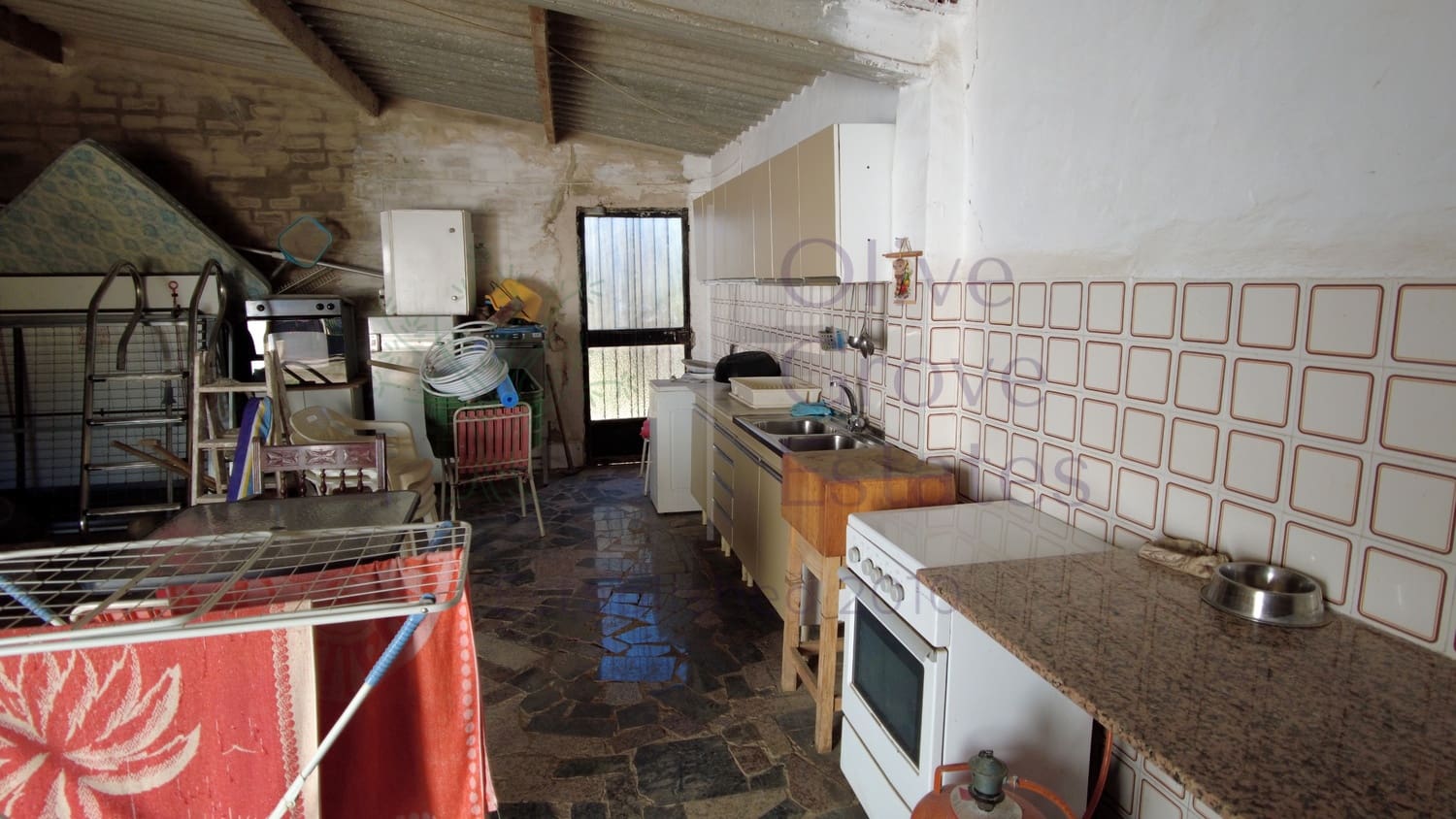 7 soveværelse Villa til salg i Caudete med swimmingpool garage - € 189.000 (Ref: 7206021)