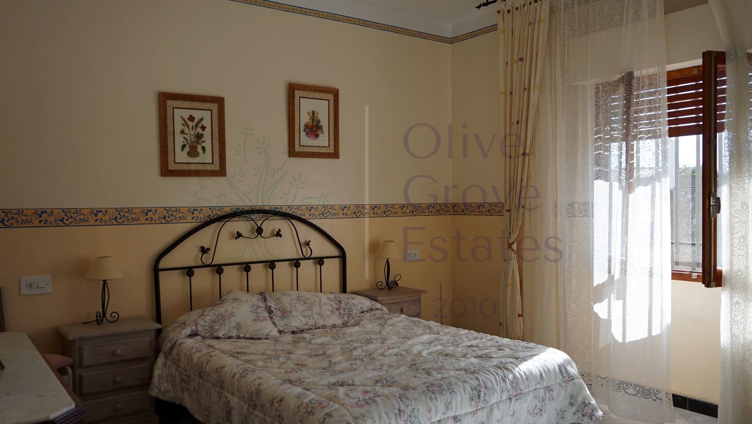 7 soveværelse Villa til salg i Caudete med swimmingpool garage - € 189.000 (Ref: 7206021)