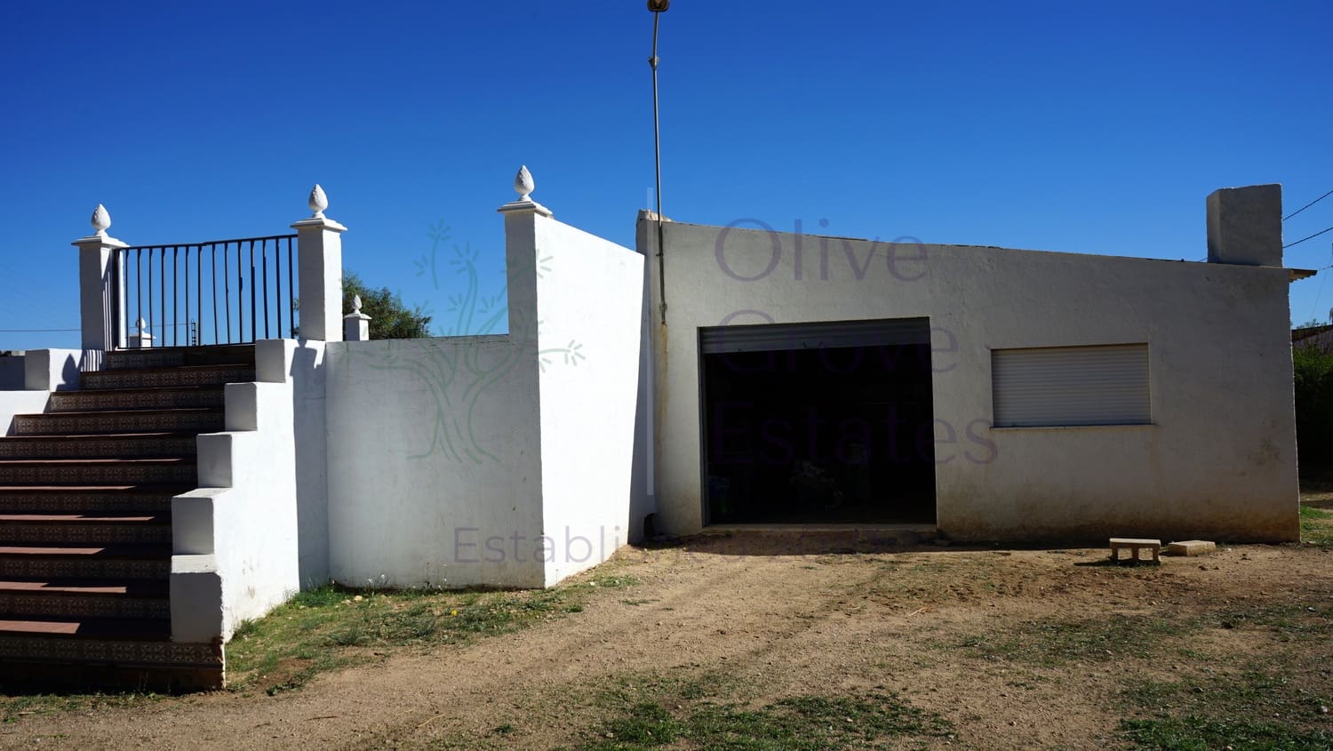 7 soveværelse Villa til salg i Caudete med swimmingpool garage - € 189.000 (Ref: 7206021)