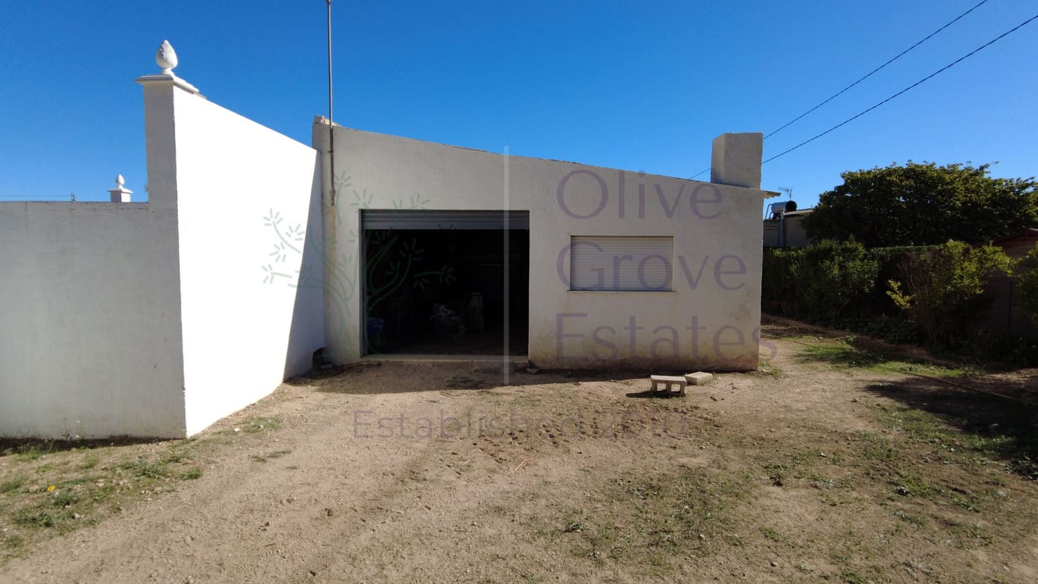 7 soveværelse Villa til salg i Caudete med swimmingpool garage - € 189.000 (Ref: 7206021)