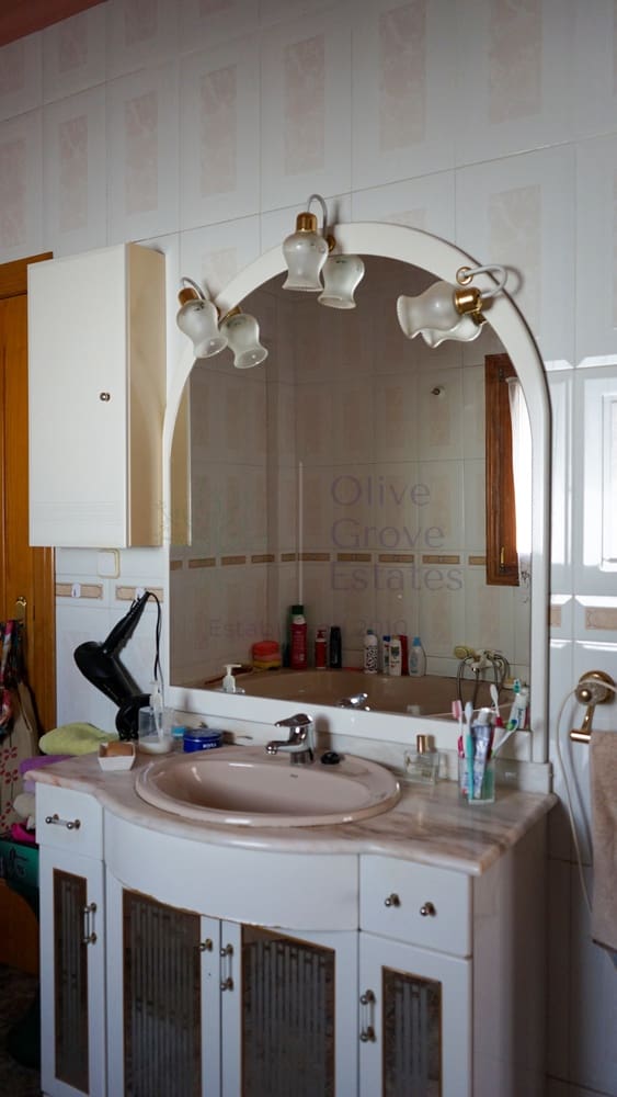 6 soveværelse Villa til salg i Caudete med swimmingpool garage - € 174.995 (Ref: 7337941)