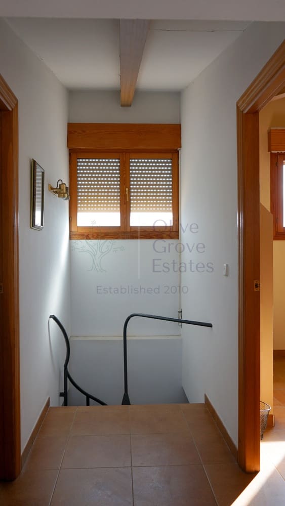 6 soveværelse Villa til salg i Caudete med swimmingpool garage - € 174.995 (Ref: 7337941)