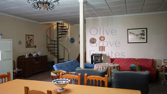 6 soveværelse Villa til salg i Caudete med swimmingpool garage - € 174.995 (Ref: 7337941)