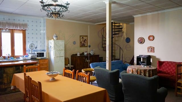 6 soveværelse Villa til salg i Caudete med swimmingpool garage - € 174.995 (Ref: 7337941)