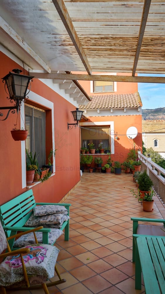 6 soveværelse Villa til salg i Caudete med swimmingpool garage - € 174.995 (Ref: 7337941)