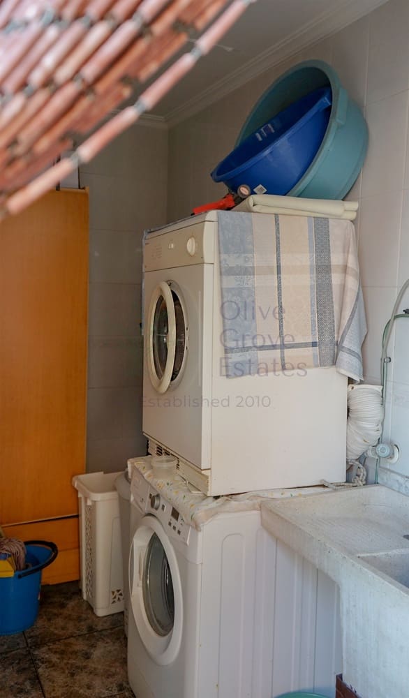 6 soveværelse Villa til salg i Caudete med swimmingpool garage - € 174.995 (Ref: 7337941)