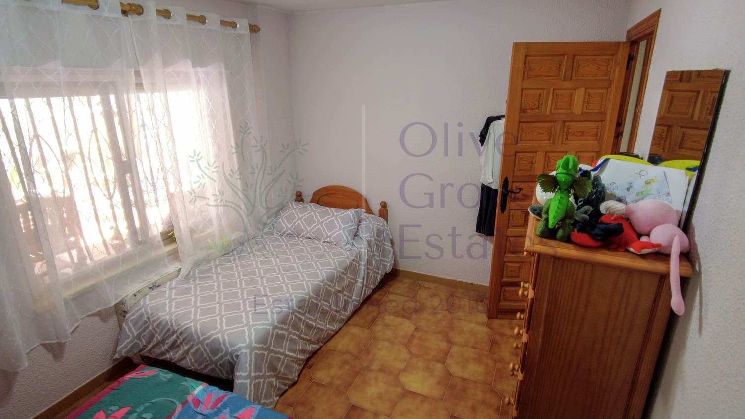 6 sypialnia Willa na sprzedaż w Petrel / Petrer z basenem garażem - 248 000 € (Ref: 7418089)