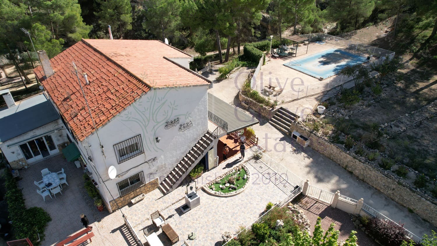 6 sypialnia Willa na sprzedaż w Petrel / Petrer z basenem garażem - 248 000 € (Ref: 7418089)