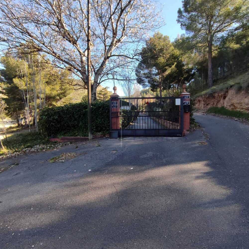 6 sypialnia Willa na sprzedaż w Petrel / Petrer z basenem garażem - 248 000 € (Ref: 7418089)