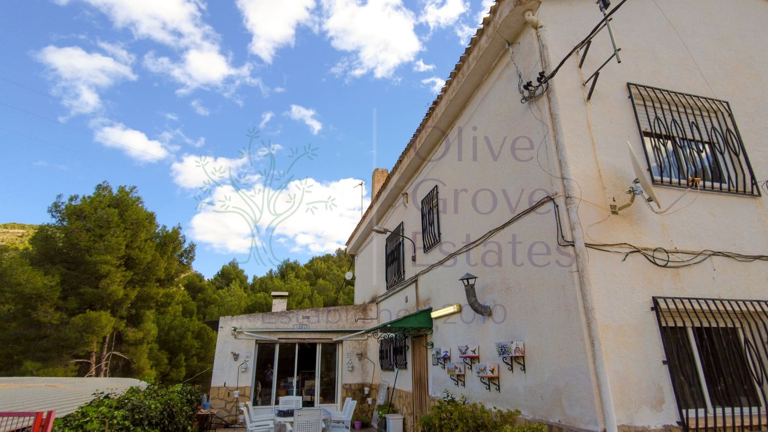 6 sypialnia Willa na sprzedaż w Petrel / Petrer z basenem garażem - 248 000 € (Ref: 7418089)