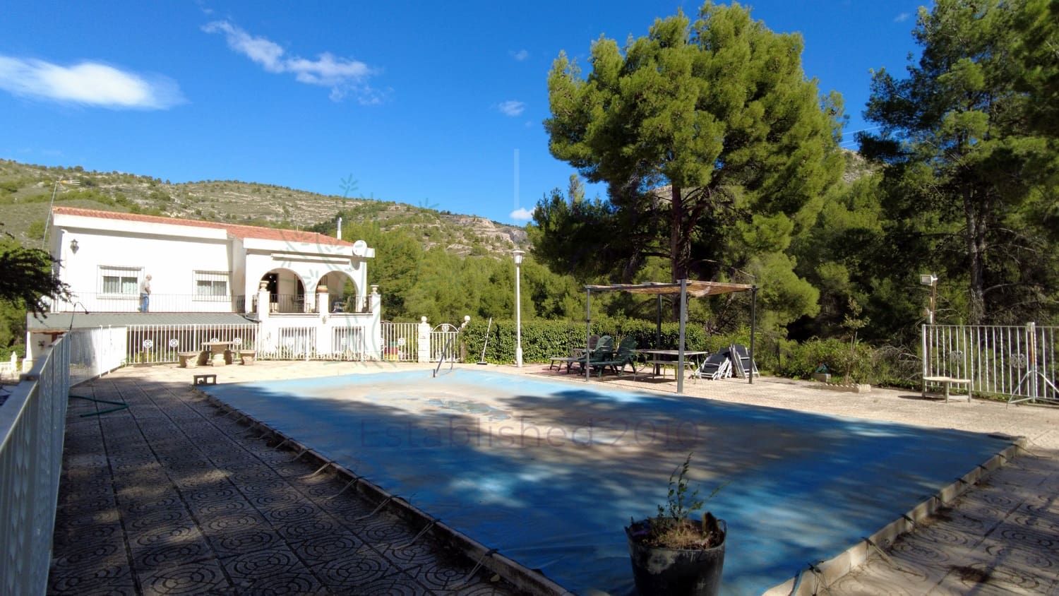 6 sypialnia Willa na sprzedaż w Petrel / Petrer z basenem garażem - 248 000 € (Ref: 7418089)