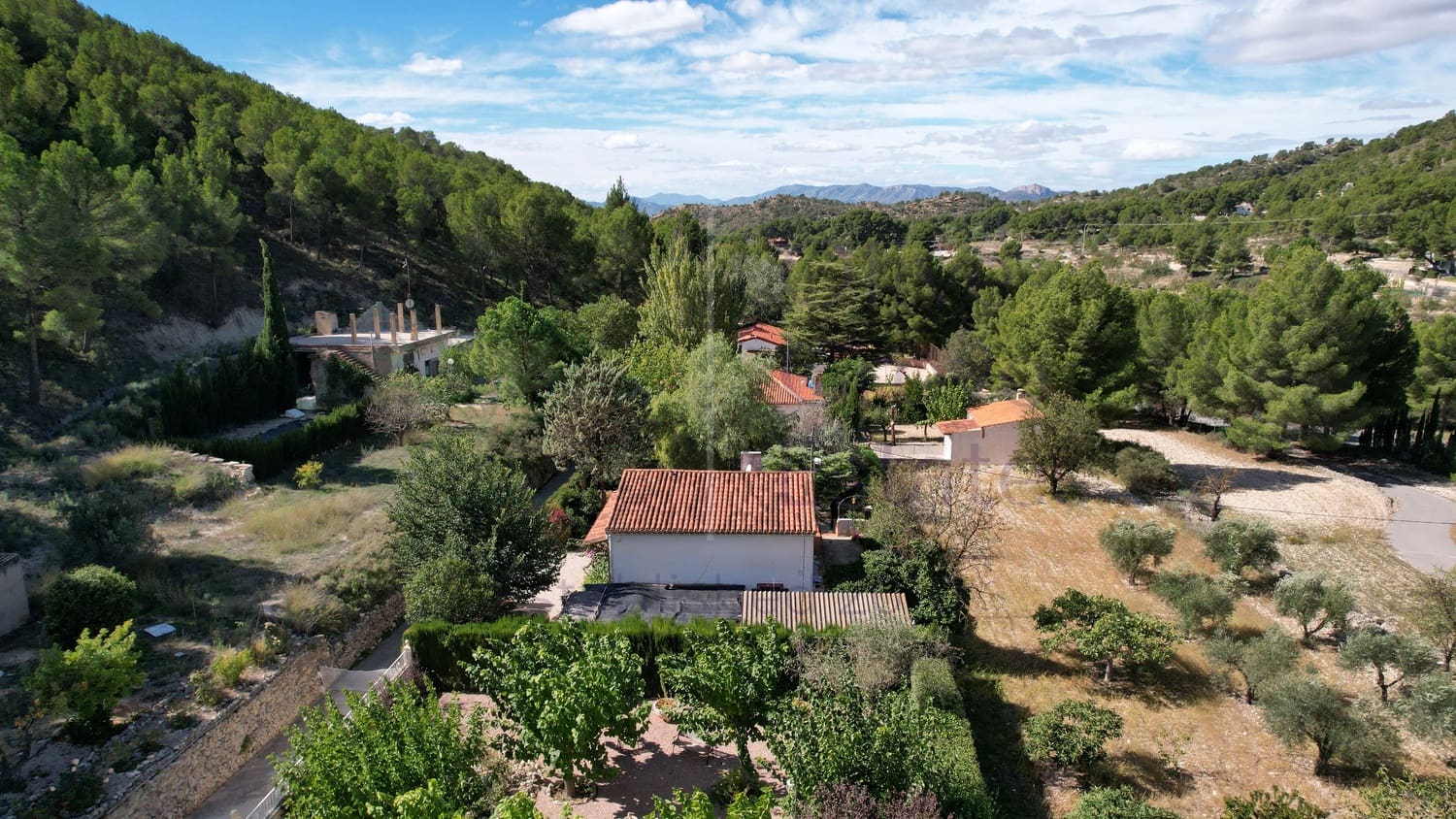 6 sypialnia Willa na sprzedaż w Petrel / Petrer z basenem garażem - 248 000 € (Ref: 7418089)