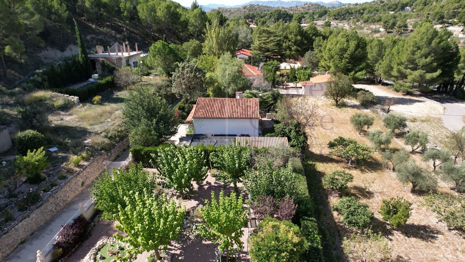 6 sypialnia Willa na sprzedaż w Petrel / Petrer z basenem garażem - 248 000 € (Ref: 7418089)