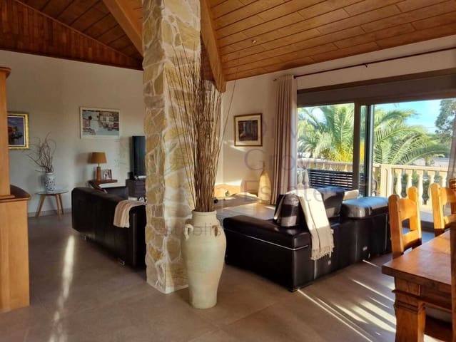 7 soveværelse Villa til salg i Las Bayas, Elche / Elx med swimmingpool garage - € 825.000 (Ref: 7454711)