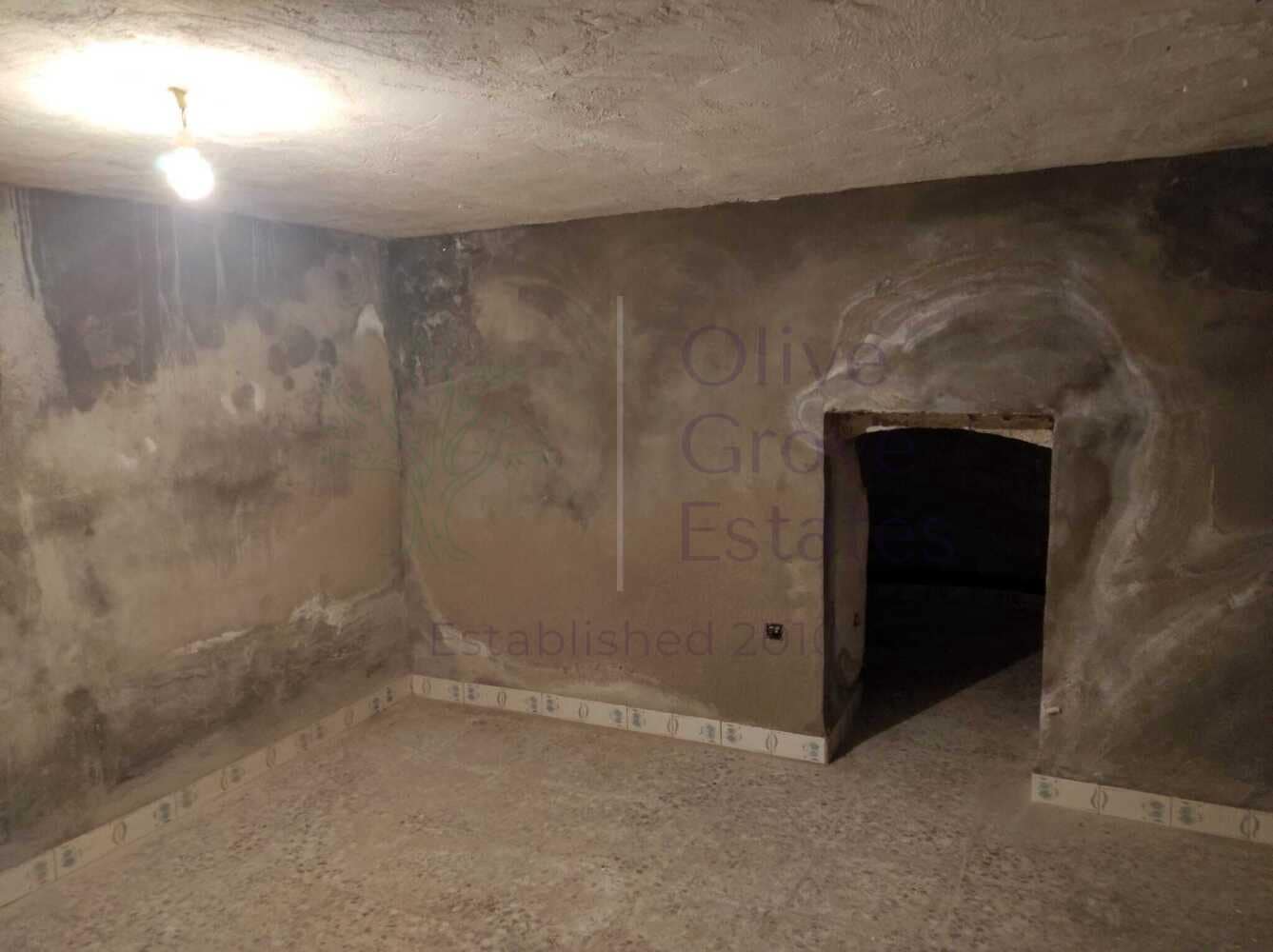 4 slaapkamer Finca/Landhuis te koop in Pinoso met zwembad garage - € 236.900 (Ref: 7475666)