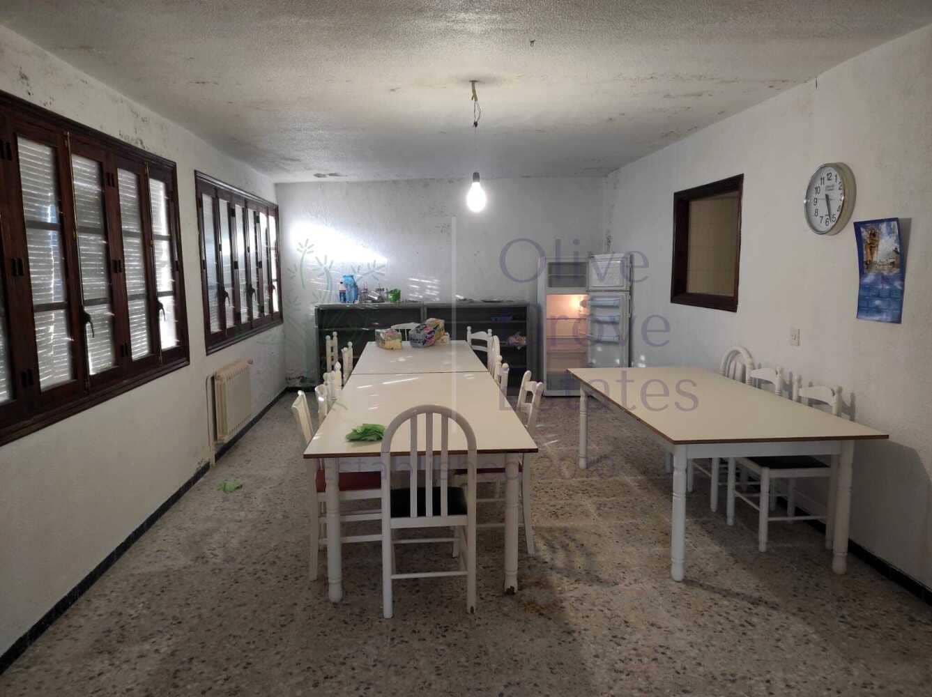 4 slaapkamer Finca/Landhuis te koop in Pinoso met zwembad garage - € 236.900 (Ref: 7475666)
