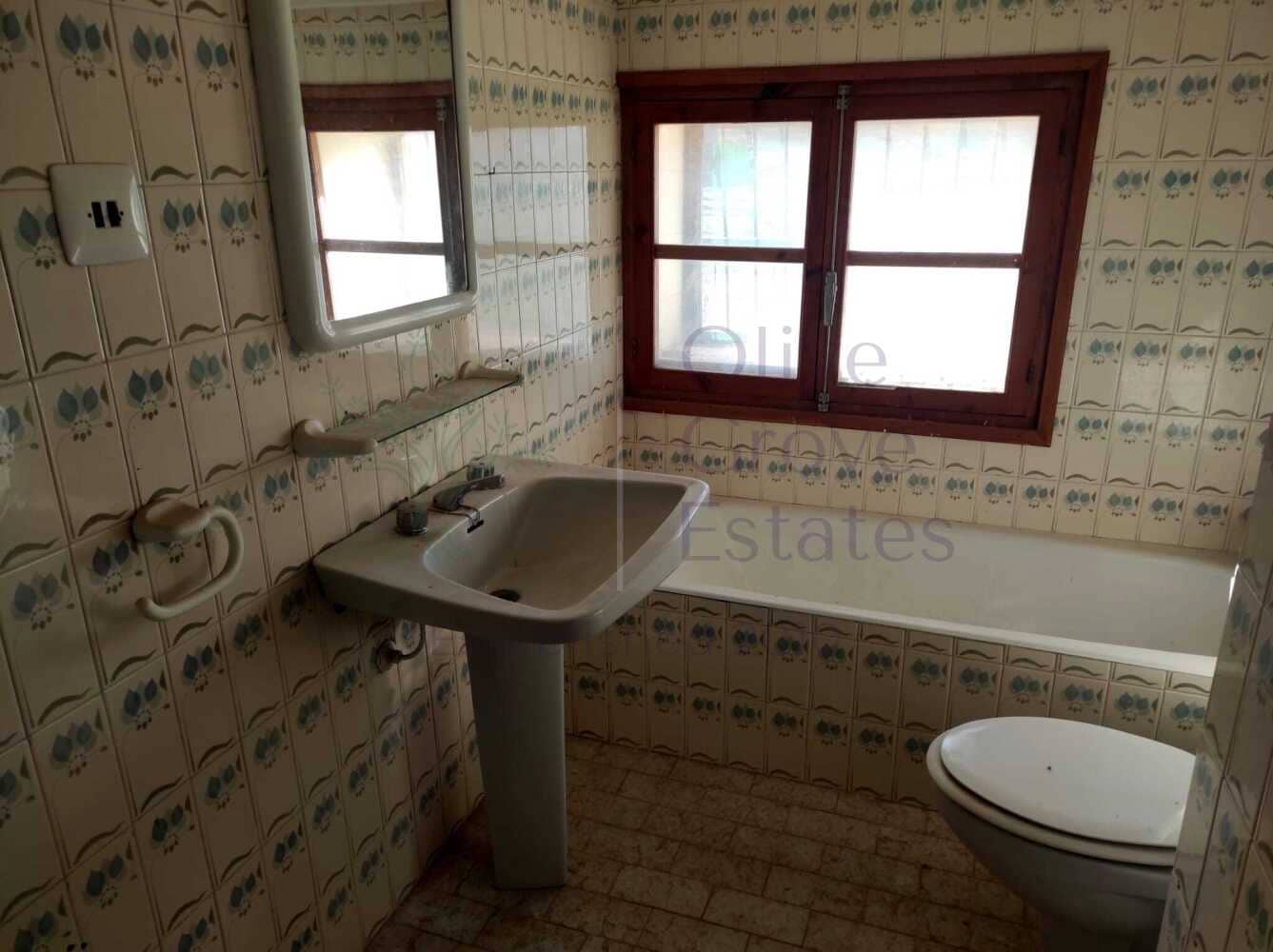 4 slaapkamer Finca/Landhuis te koop in Pinoso met zwembad garage - € 236.900 (Ref: 7475666)