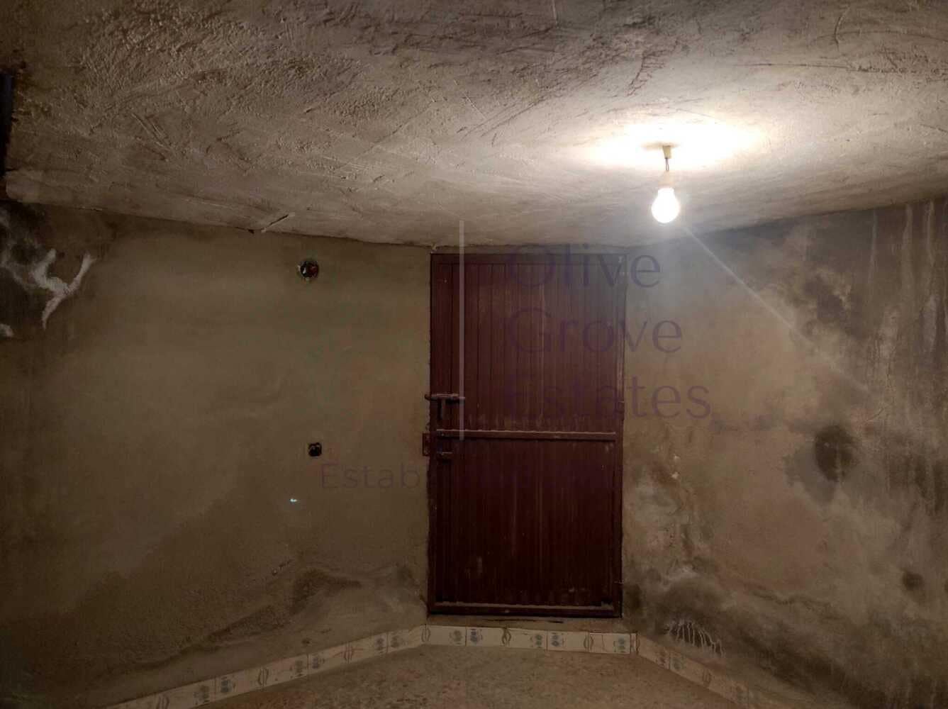 4 slaapkamer Finca/Landhuis te koop in Pinoso met zwembad garage - € 236.900 (Ref: 7475666)