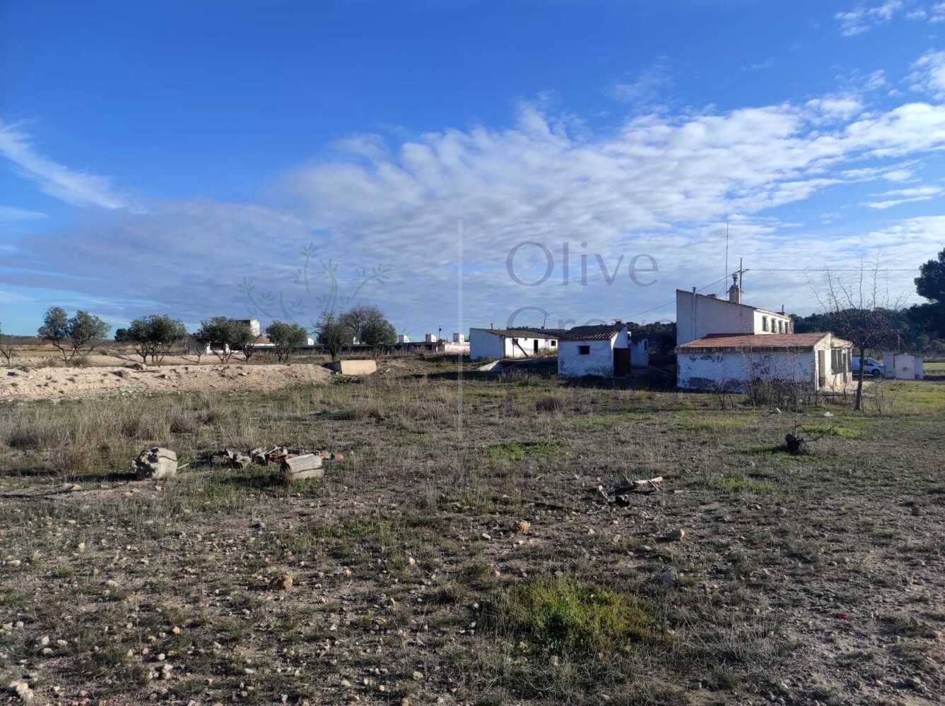 4 slaapkamer Finca/Landhuis te koop in Pinoso met zwembad garage - € 236.900 (Ref: 7475666)
