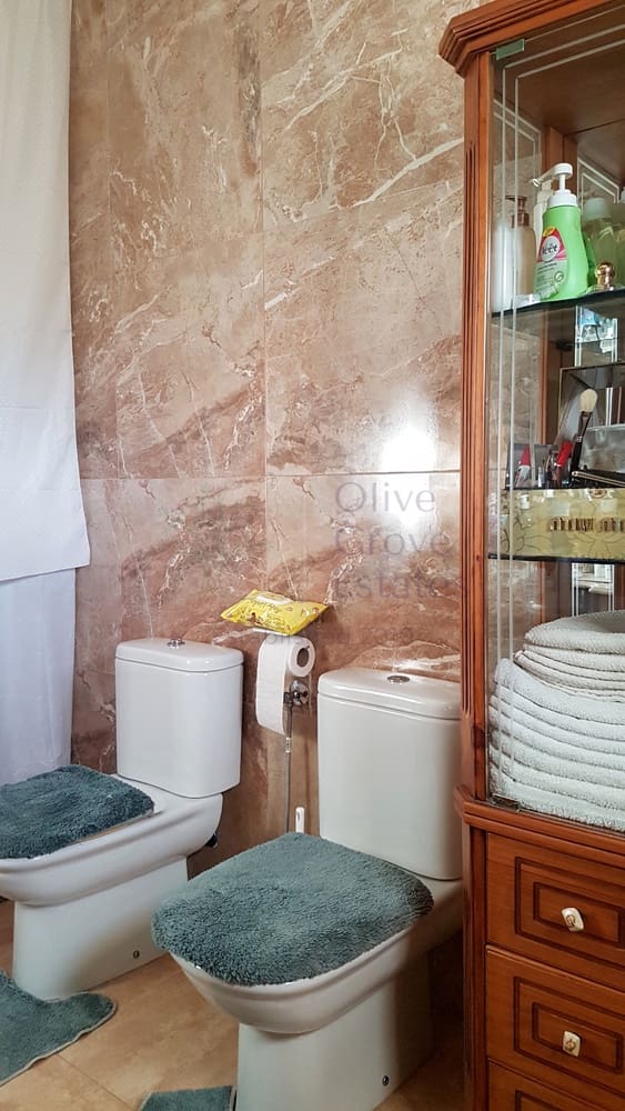 6 soveværelse Villa til salg i Caudete med garage - € 249.000 (Ref: 7529535)