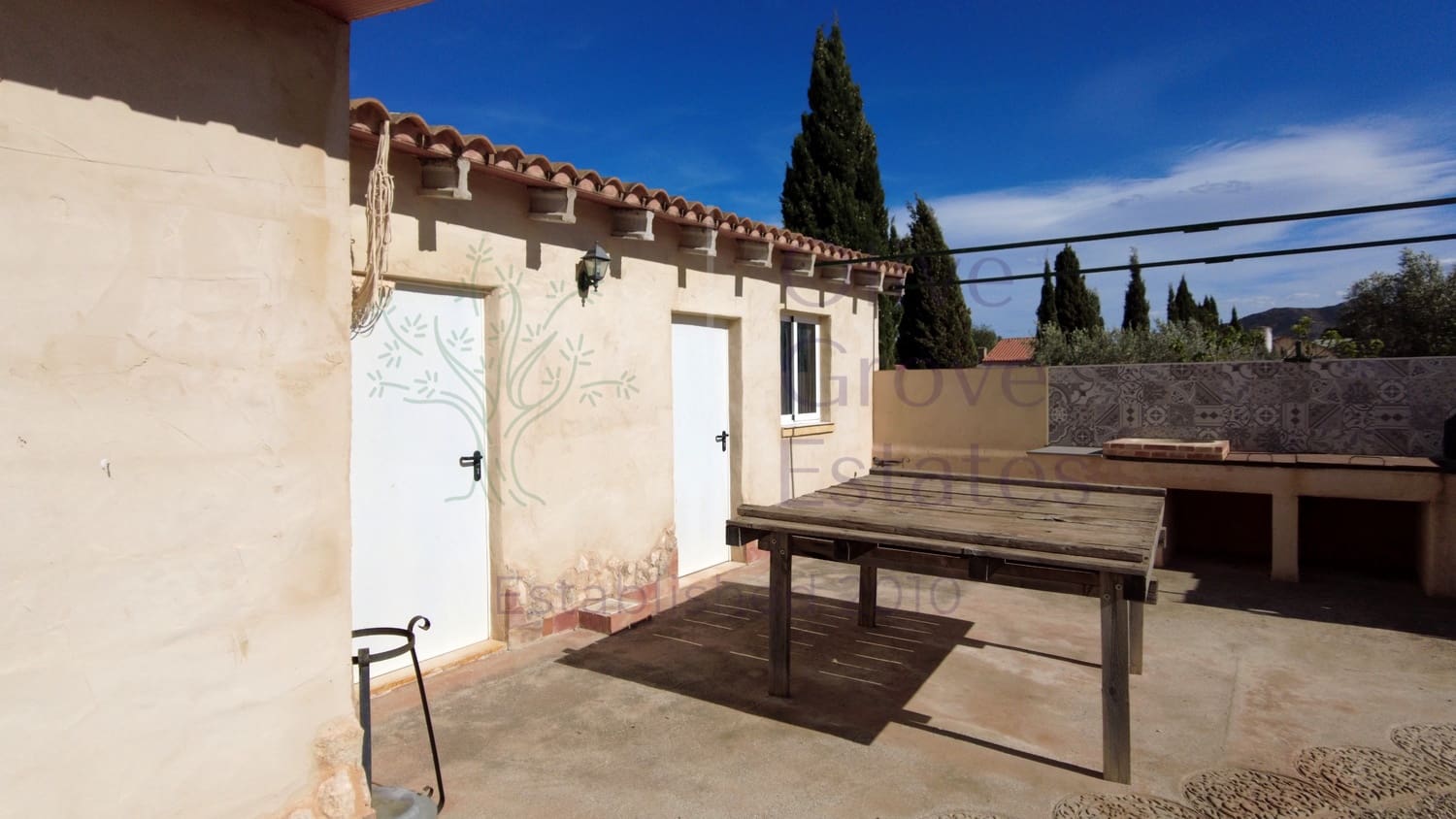 6 soveværelse Villa til salg i Caudete med garage - € 249.000 (Ref: 7529535)