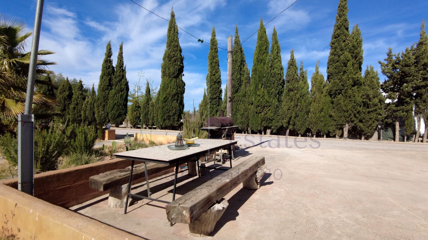 6 soveværelse Villa til salg i Caudete med garage - € 249.000 (Ref: 7529535)