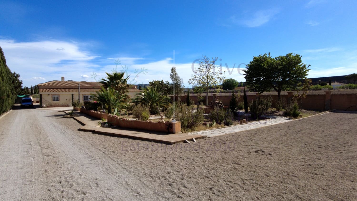 6 soveværelse Villa til salg i Caudete med garage - € 249.000 (Ref: 7529535)