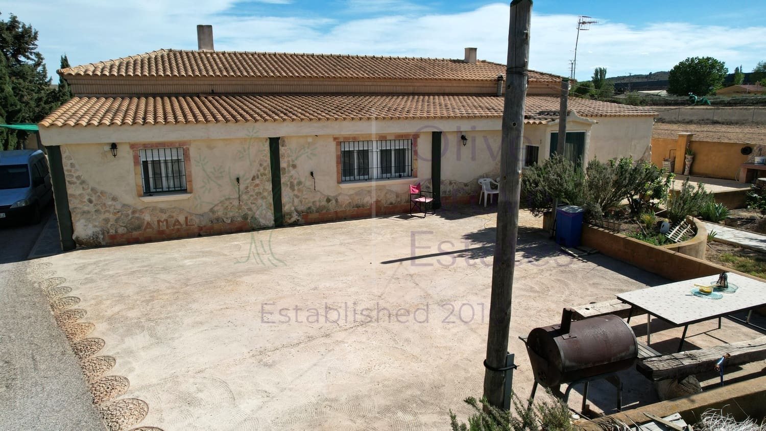 6 soveværelse Villa til salg i Caudete med garage - € 249.000 (Ref: 7529535)