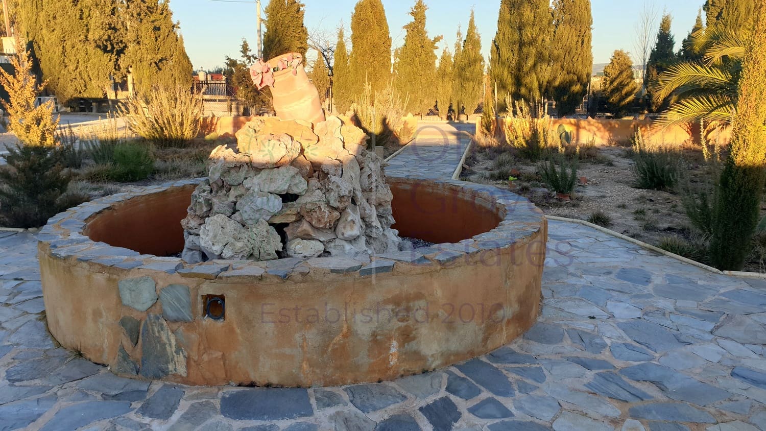 6 soveværelse Villa til salg i Caudete med garage - € 249.000 (Ref: 7529535)