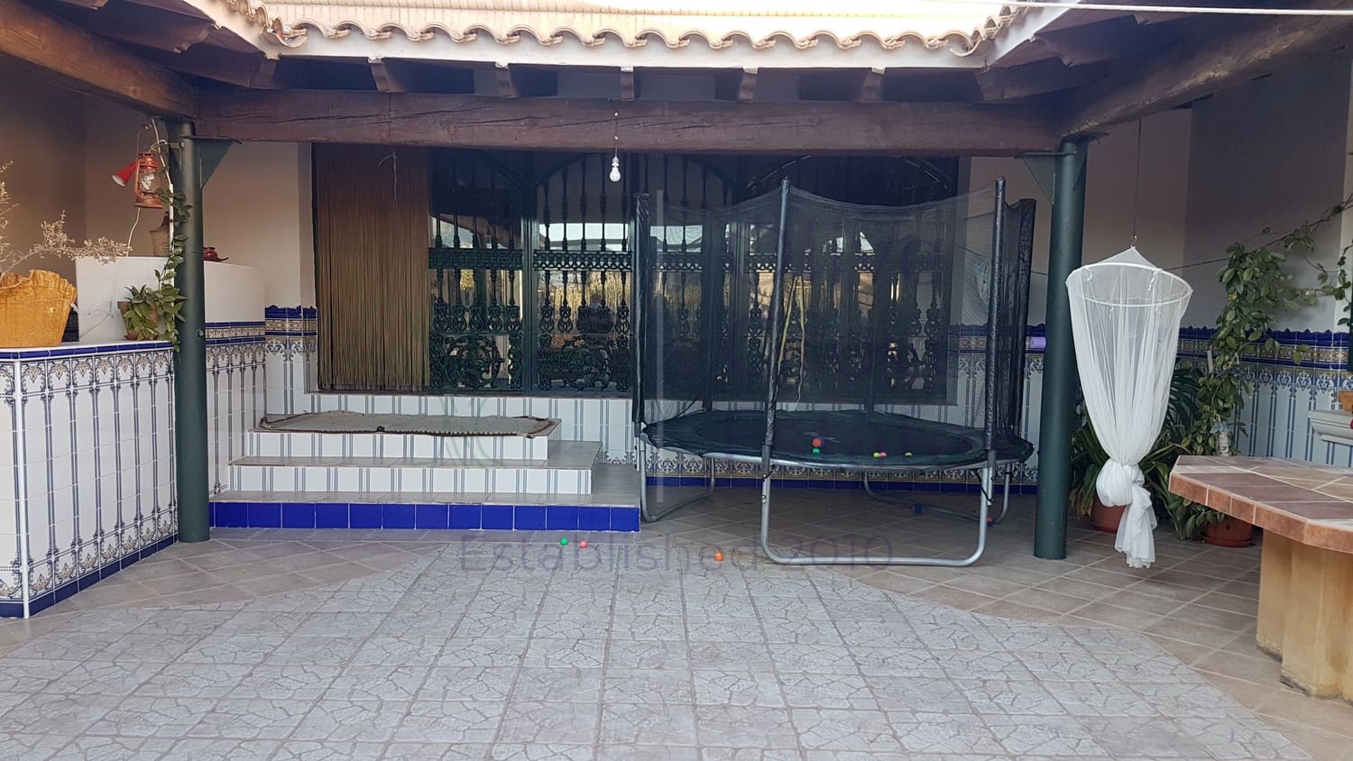 6 soveværelse Villa til salg i Caudete med garage - € 249.000 (Ref: 7529535)