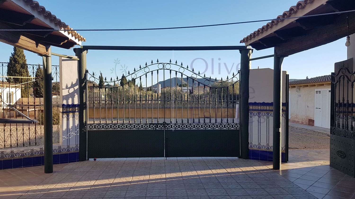 6 soveværelse Villa til salg i Caudete med garage - € 249.000 (Ref: 7529535)