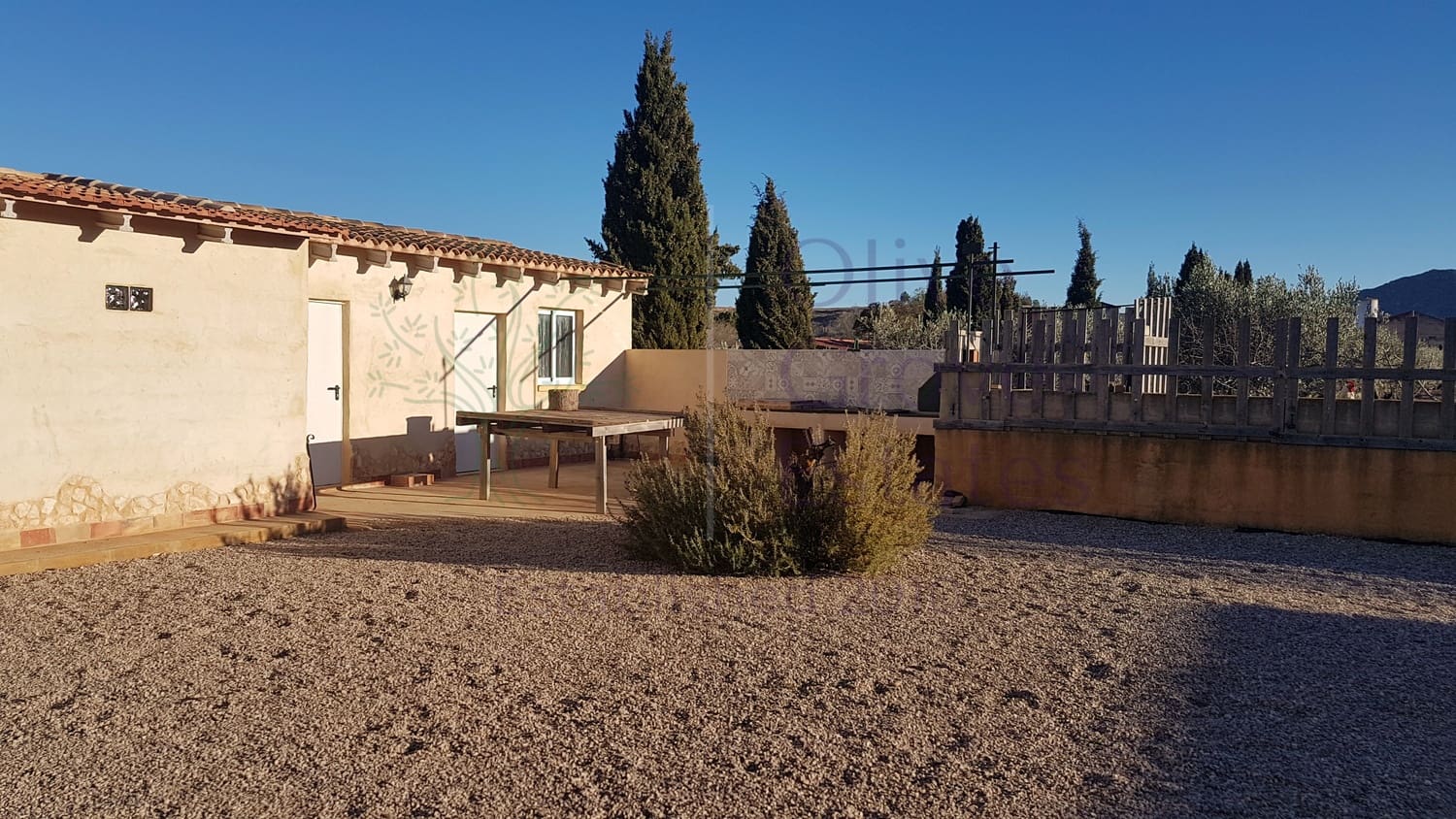 6 soveværelse Villa til salg i Caudete med garage - € 249.000 (Ref: 7529535)