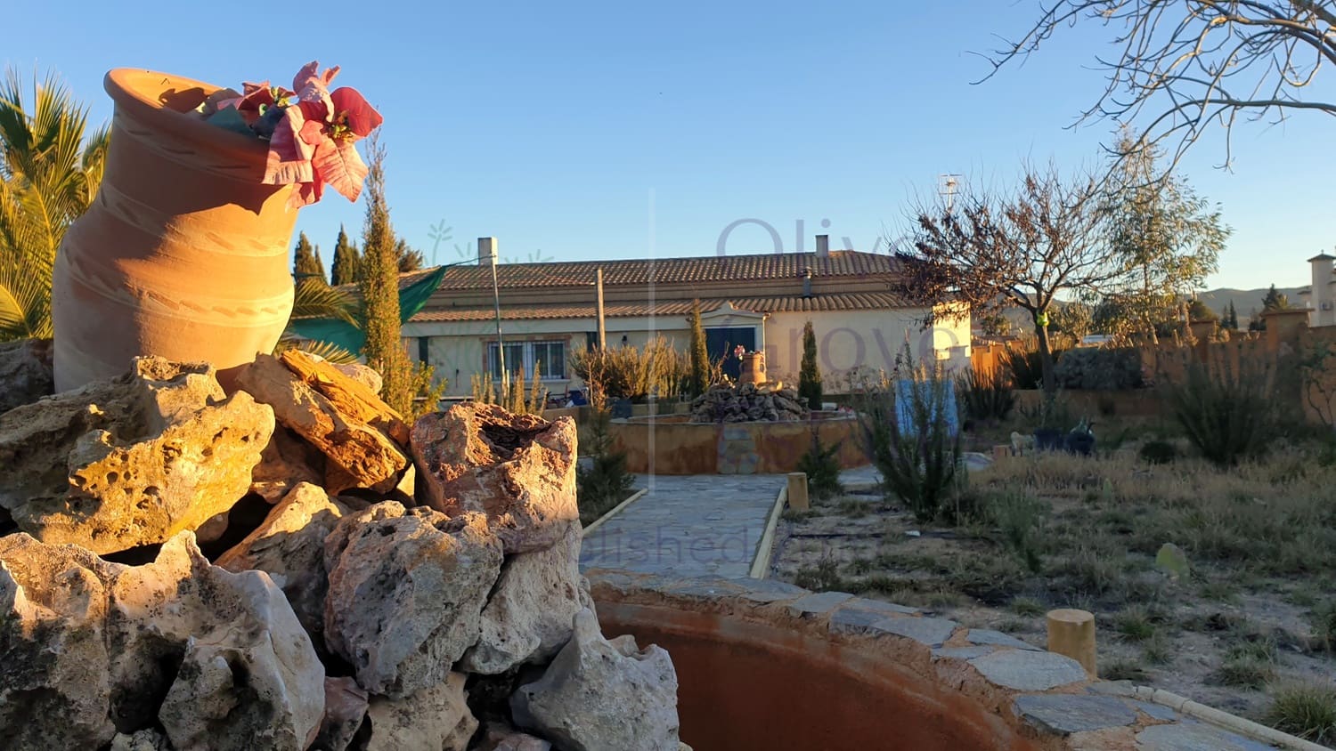 6 soveværelse Villa til salg i Caudete med garage - € 249.000 (Ref: 7529535)