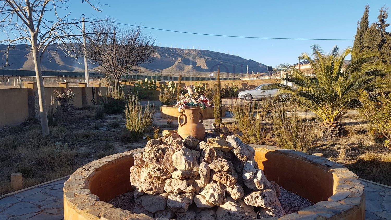 6 soveværelse Villa til salg i Caudete med garage - € 249.000 (Ref: 7529535)