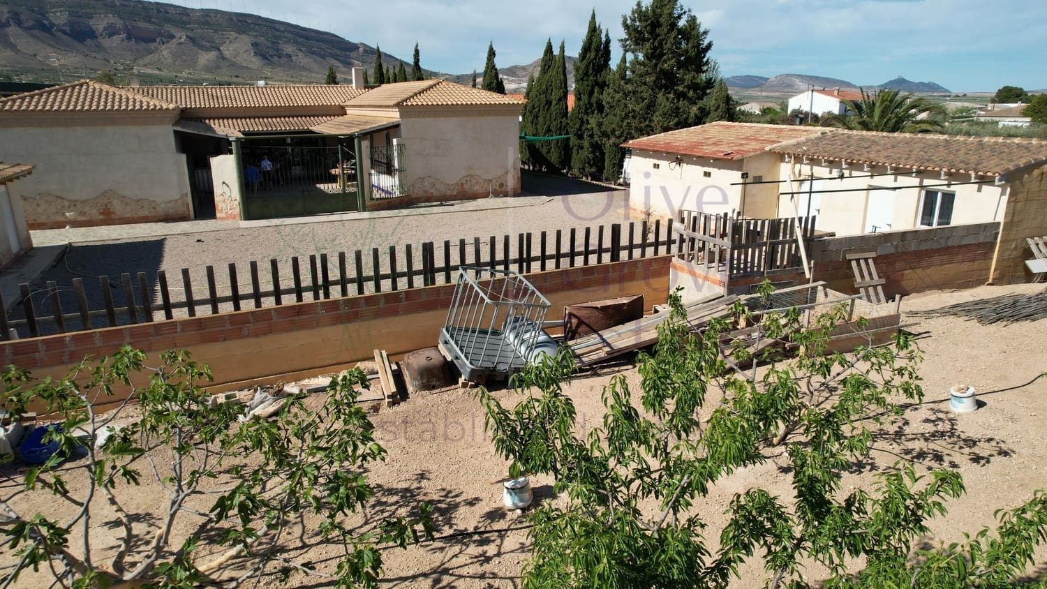 6 soveværelse Villa til salg i Caudete med garage - € 249.000 (Ref: 7529535)