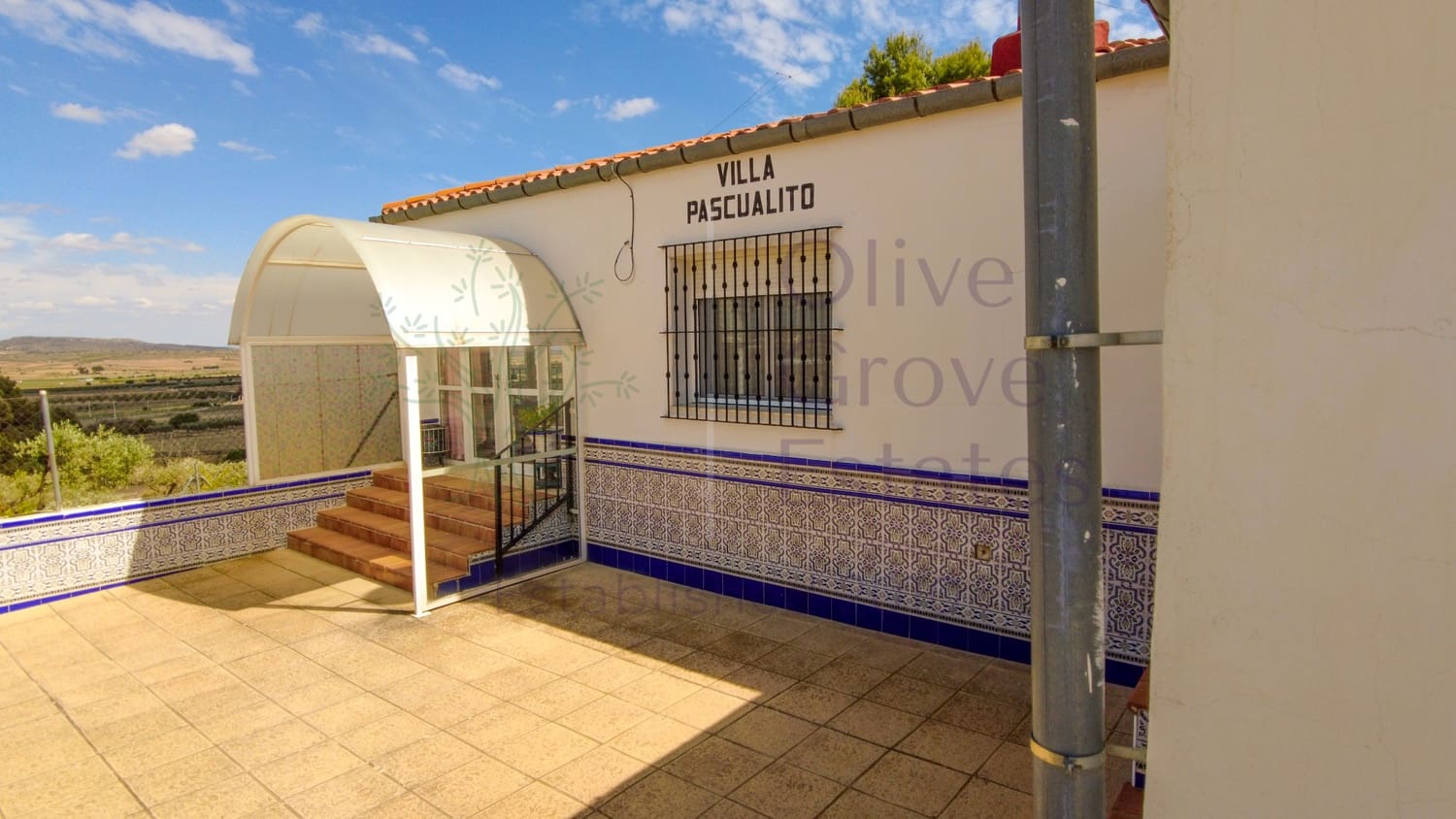 3 bedroom Villa for sale in Montealegre del Castillo with pool garage - € 209,995 (Ref: 7565323)