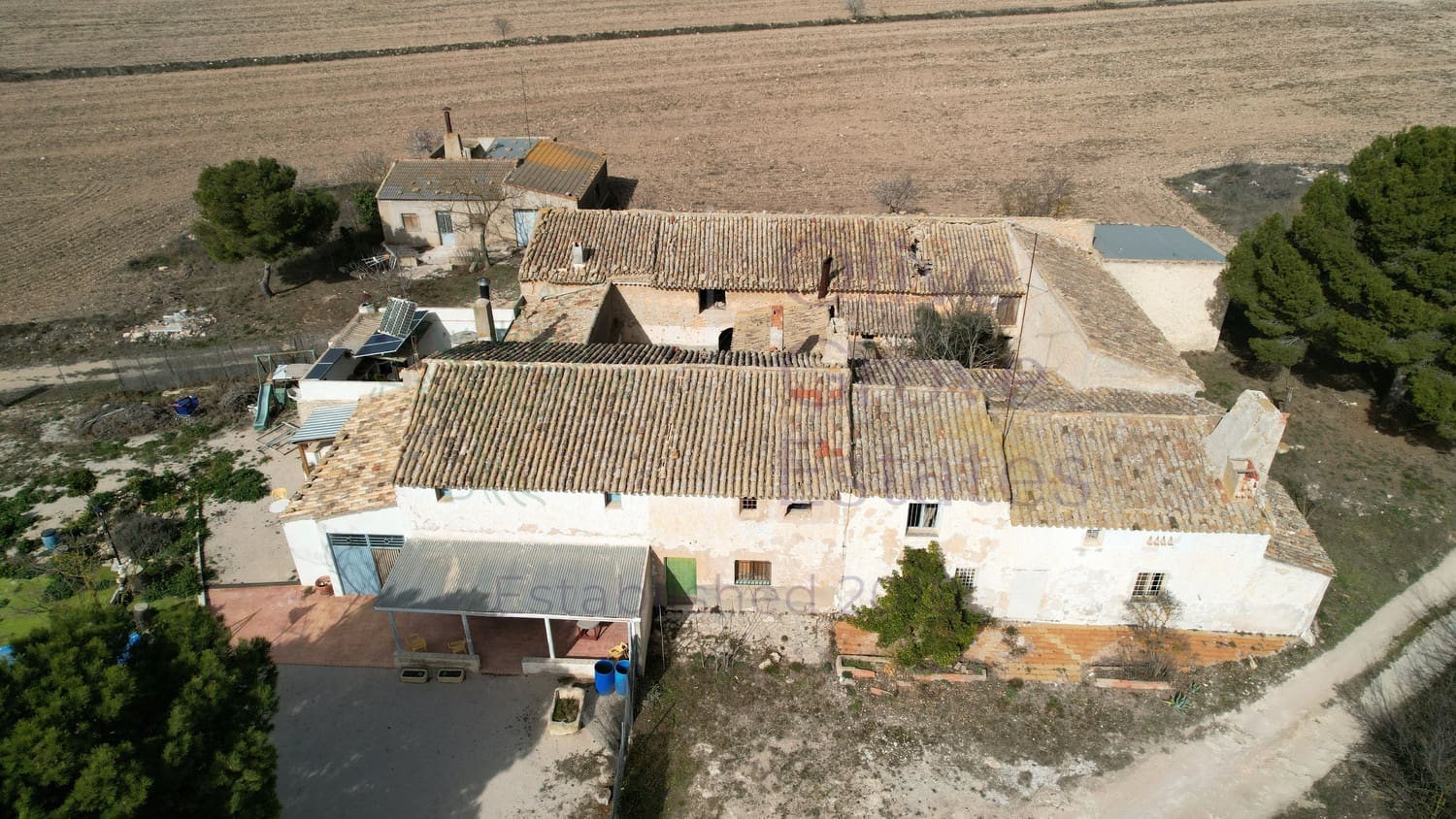 4 soveværelse Finca/Landehus til salg i Yecla med garage - € 279.995 (Ref: 7582539)