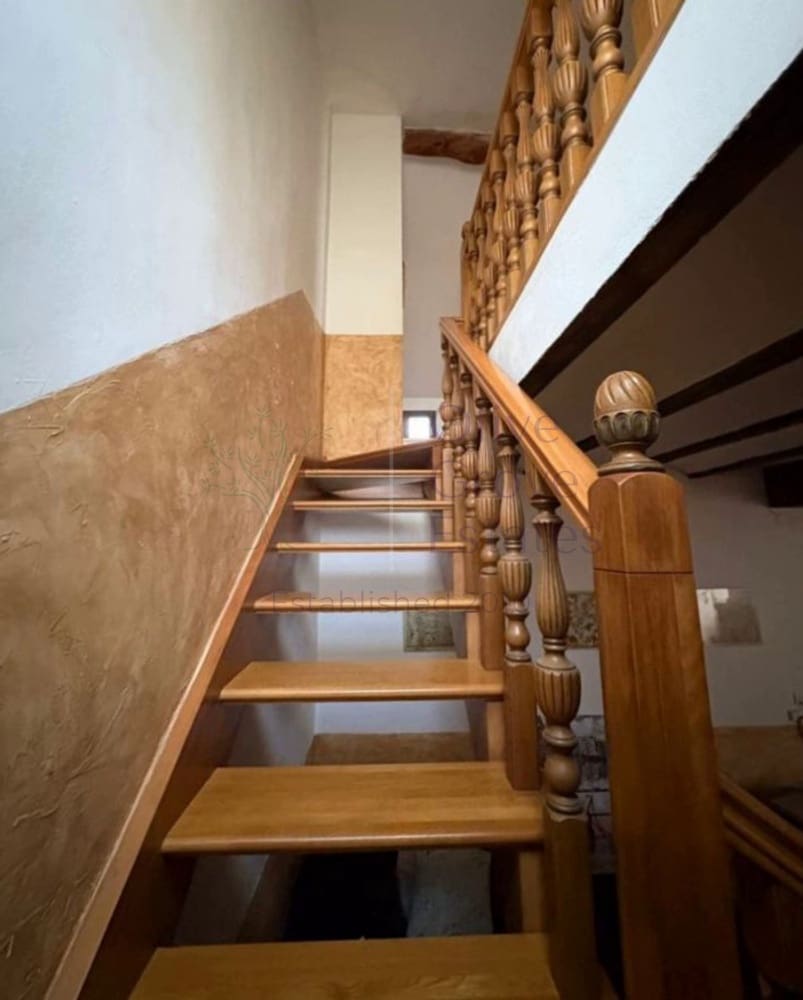 4 soverom Finca/Herregård til salgs i Yecla med garasje - € 109 995 (Ref: 7582539)