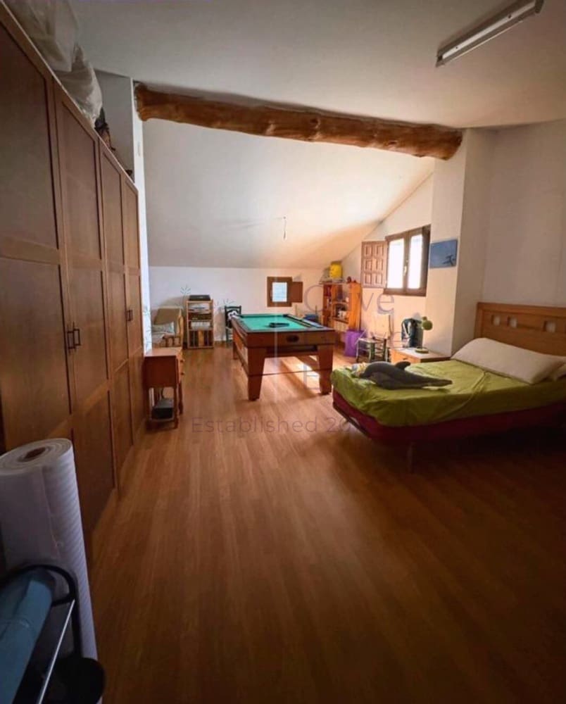 4 soverom Finca/Herregård til salgs i Yecla med garasje - € 109 995 (Ref: 7582539)