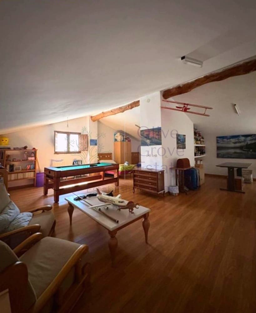 4 soverom Finca/Herregård til salgs i Yecla med garasje - € 109 995 (Ref: 7582539)