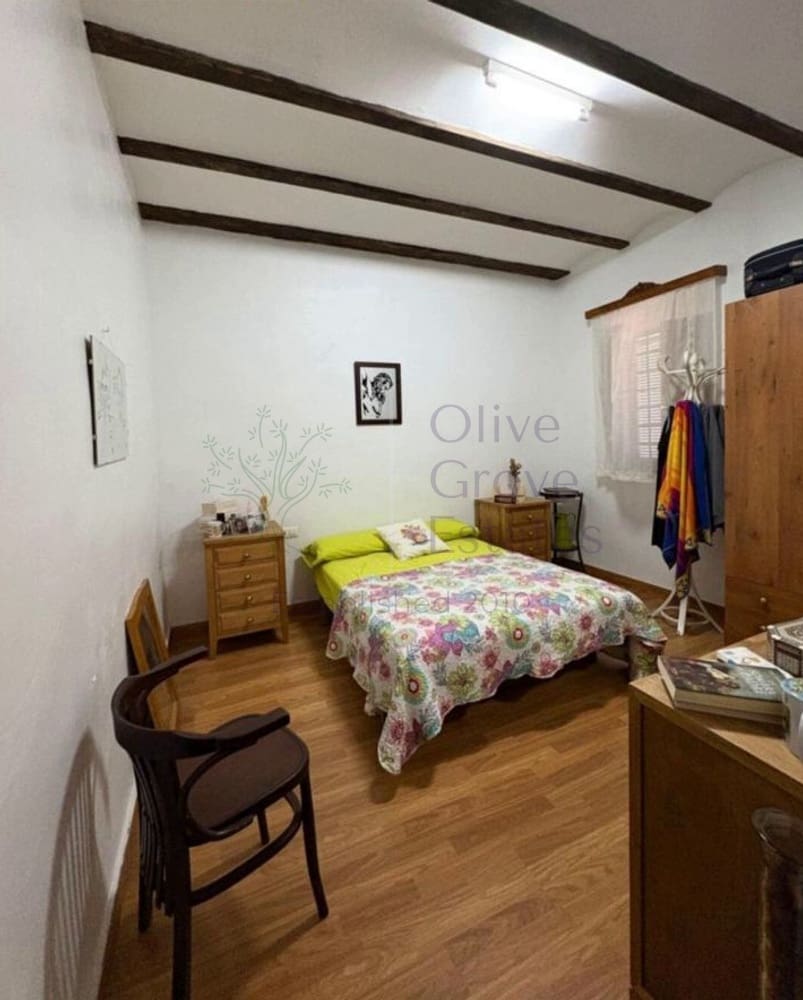 4 soverom Finca/Herregård til salgs i Yecla med garasje - € 109 995 (Ref: 7582539)