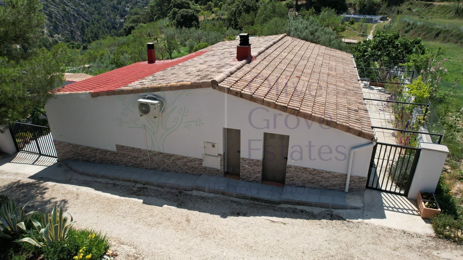 3 soveværelse Villa til salg i Ibi med swimmingpool garage - € 269.995 (Ref: 7656374)