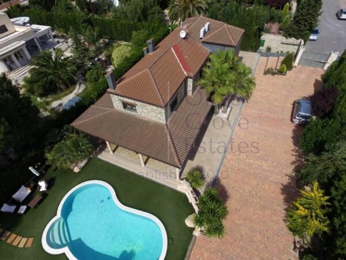 5 soveværelse Villa til salg i Petrel / Petrer - € 589.950 (Ref: 7708797)