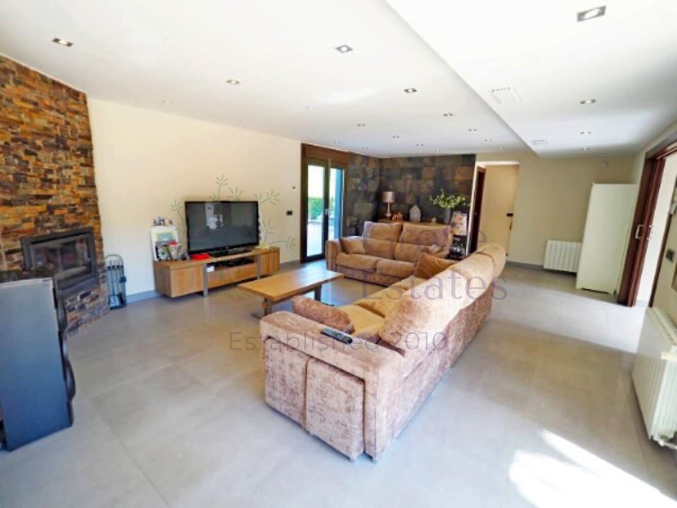 5 soveværelse Villa til salg i Petrel / Petrer - € 589.950 (Ref: 7708797)