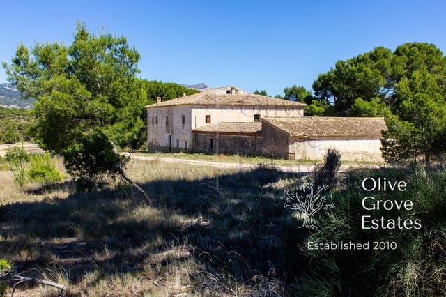 Finca/Casa Rural de 10 habitaciones en Castalla en venta con piscina garaje - 799.995 € (Ref: 7712083)