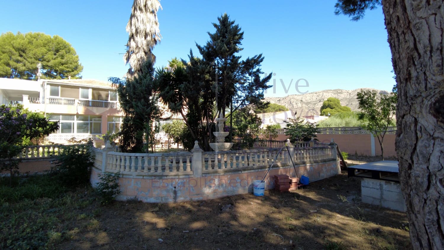 9 soverom Villa til salgs i Elda med svømmebasseng - € 299 995 (Ref: 7724828)