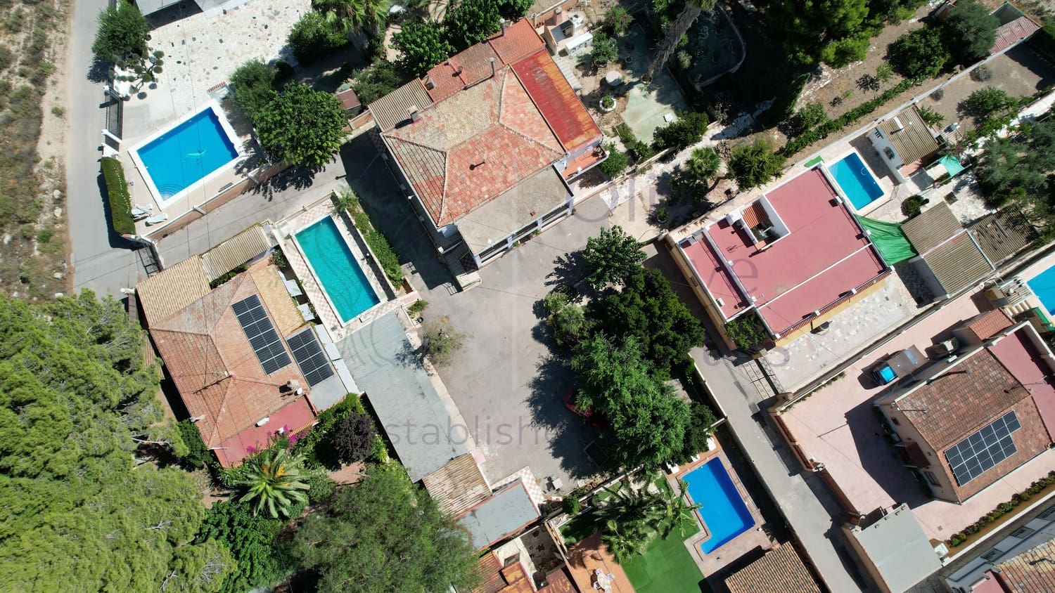 9 soverom Villa til salgs i Elda med svømmebasseng - € 299 995 (Ref: 7724828)