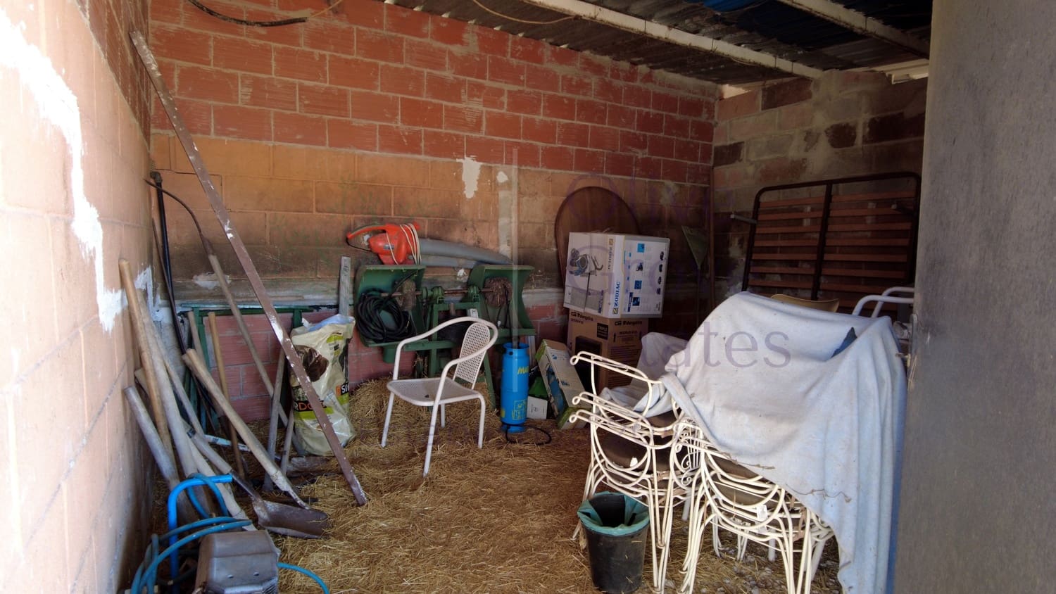 9 soverom Villa til salgs i Elda med svømmebasseng - € 299 995 (Ref: 7724828)