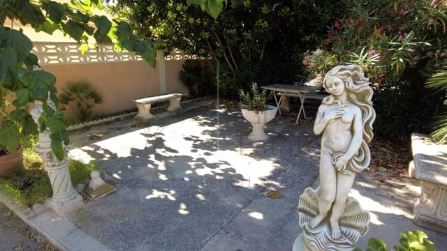 9 sovrum Villa till salu i Elda med pool - 299 995 € (Ref: 7724828)