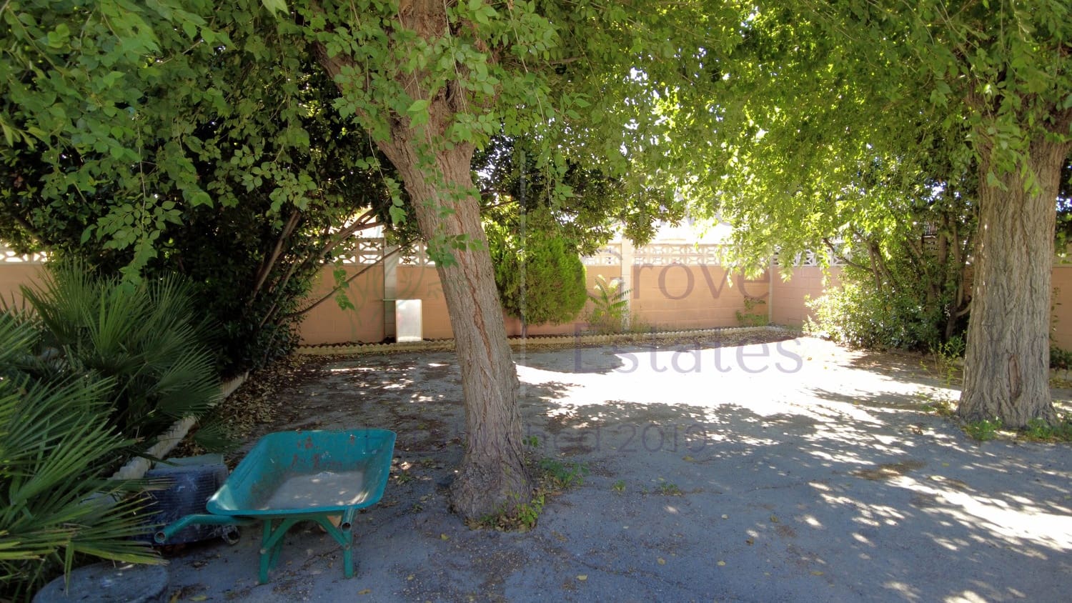 9 soverom Villa til salgs i Elda med svømmebasseng - € 299 995 (Ref: 7724828)